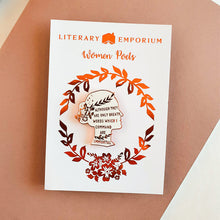 Cargar imagen en el visor de la galería, Pin esmaltado Sappho - Mujeres Poetas

