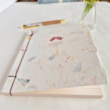 Cargar imagen en el visor de la galería, Libreta &quot;At the end of the day&quot;: Frida Kahlo
